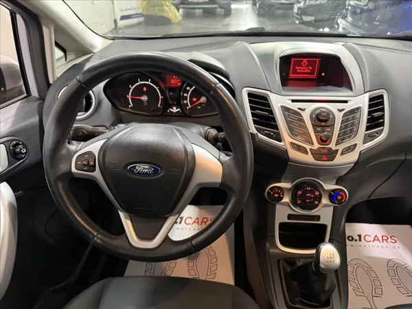 Ford Fiesta 1,2 i RS ALU VÝHŘEV NOVÁ STK - foto 17