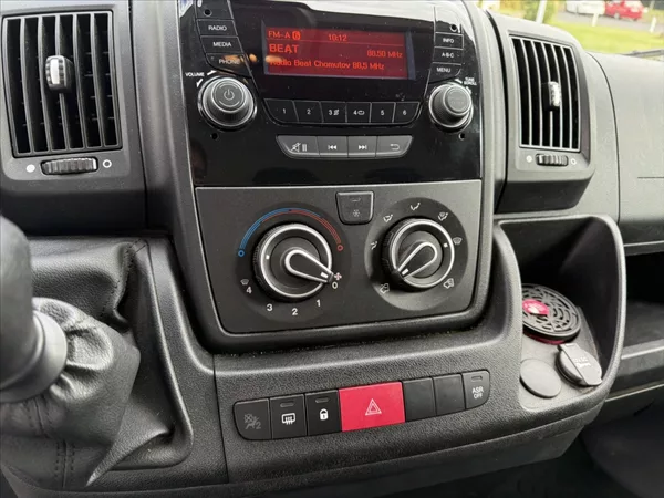 Peugeot Boxer 2,2 HDI L1H1 TEMPOMAT ČR - foto 11