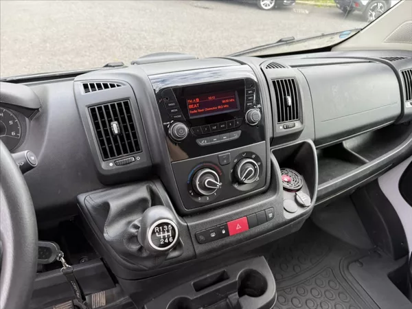 Peugeot Boxer 2,2 HDI L1H1 TEMPOMAT ČR - foto 9