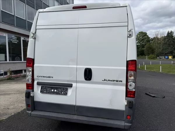 Citroën Jumper 2,2 HDI L2H2 6MÍST 1.MAJITEL - foto 20