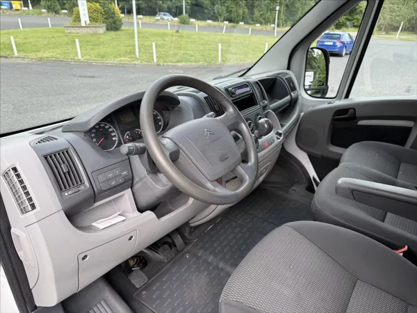 Citroën Jumper 2,2 HDI L2H2 6MÍST 1.MAJITEL - foto 7