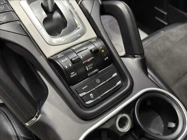 Porsche Cayenne 3,0 D VZDUCH PANO BOSE 360 - foto 20