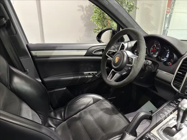 Porsche Cayenne 3,0 D VZDUCH PANO BOSE 360 - foto 24