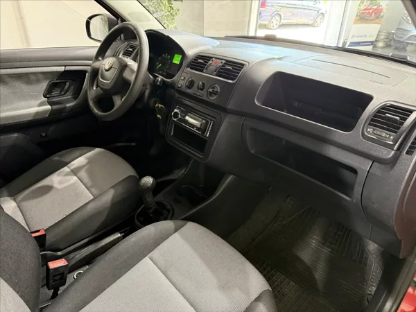 Škoda Fabia 1,2 i ALU KOLA STK 05/2028 - foto 12