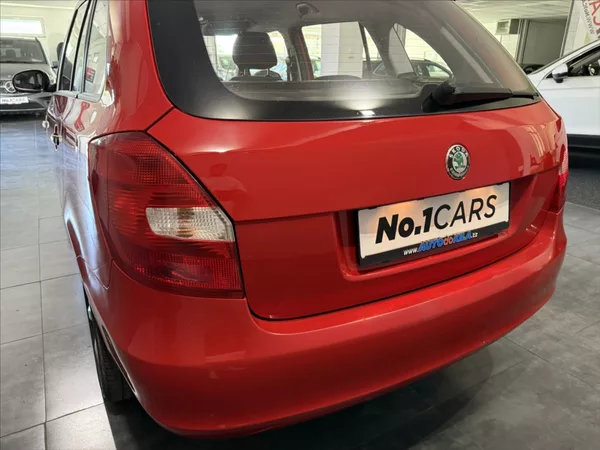 Škoda Fabia 1,2 i ALU KOLA STK 05/2028 - foto 17