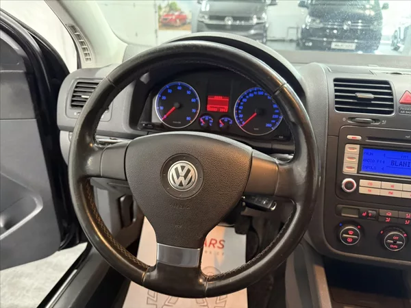 Volkswagen Golf 1,4 TSI GT VÝHŘEV ALU STK - foto 7