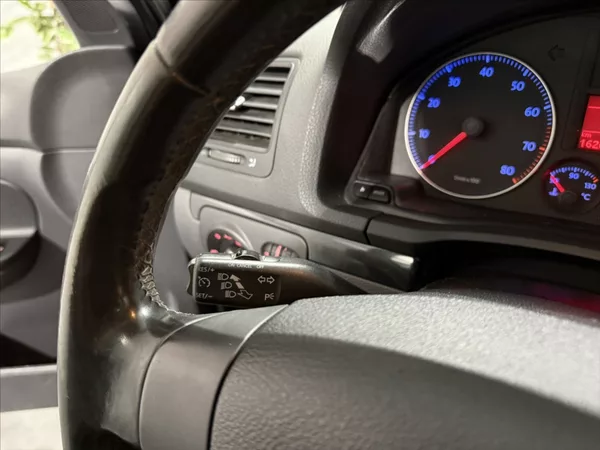 Volkswagen Golf 1,4 TSI GT VÝHŘEV ALU STK - foto 9