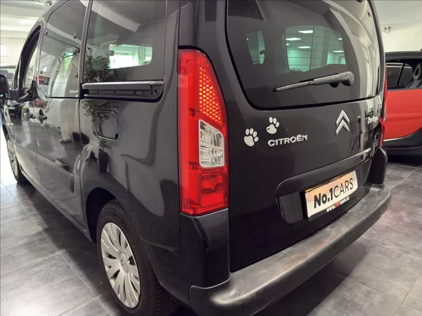 Citroën Berlingo 1,6 i MULTISPACE WEBASTO - foto 24