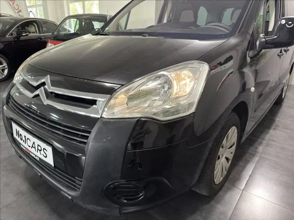 Citroën Berlingo 1,6 i MULTISPACE WEBASTO - foto 25