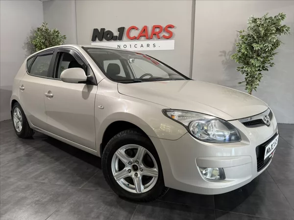 Hyundai i30 1,4 i KLIMATIZACE TAŽNÉ ALU