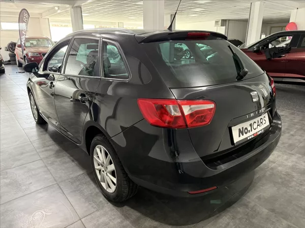 Seat Ibiza 1,6 TDI 66KW STK 02/28 ALU - foto 4