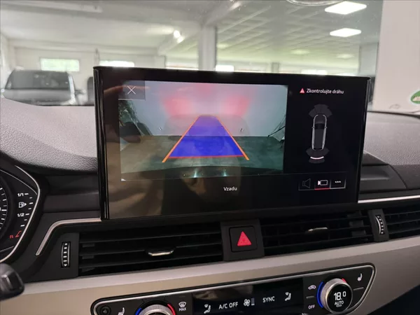 Audi A4 2,0 TDI QUATTRO MATRIX TZ - foto 16