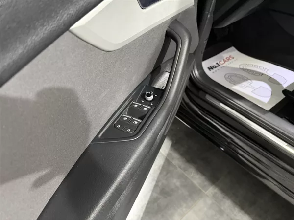 Audi A4 2,0 TDI QUATTRO MATRIX TZ - foto 7