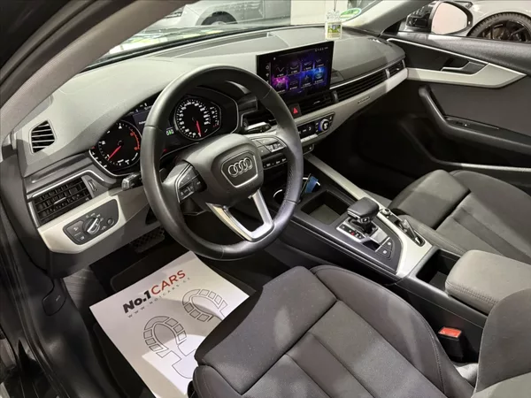 Audi A4 2,0 TDI QUATTRO MATRIX TZ - foto 8