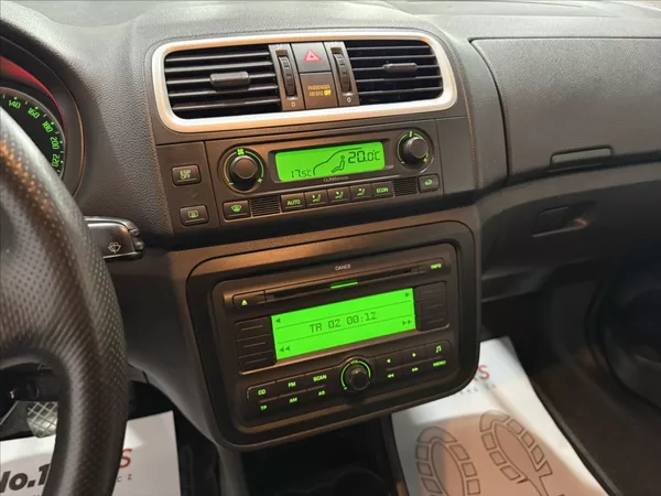 Škoda Roomster 1,9 TDI 77KW STYLE VÝHŘEV - foto 10