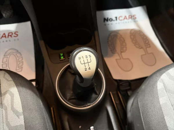 Škoda Roomster 1,9 TDI 77KW STYLE VÝHŘEV - foto 14