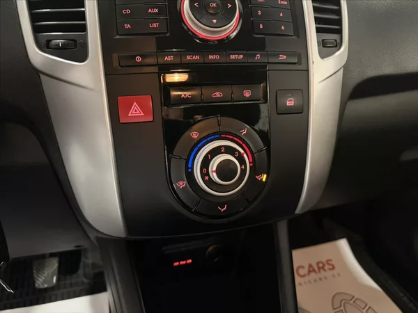 Kia Venga 1,4 i KLIMA ALU PO STK - foto 14