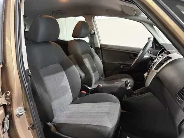 Kia Venga 1,4 i KLIMA ALU PO STK - foto 22