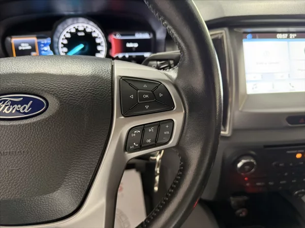 Ford Ranger 3,2 TDCI 4X4 3,5T NOVÝ MOTOR - foto 10
