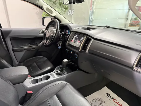 Ford Ranger 3,2 TDCI 4X4 3,5T NOVÝ MOTOR - foto 19