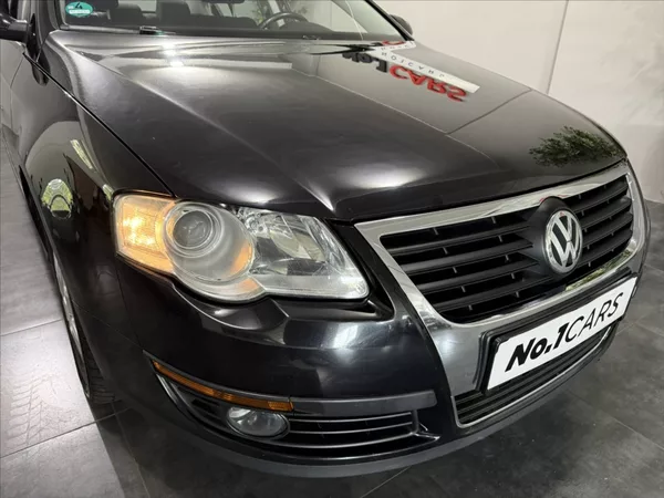 Volkswagen Passat 1,6 i KLIMA VÝHŘEV PO STK - foto 16