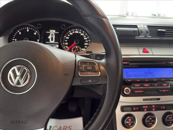 Volkswagen Passat 2,0 TDI 103KW BEZ KOROZE TOP - foto 11