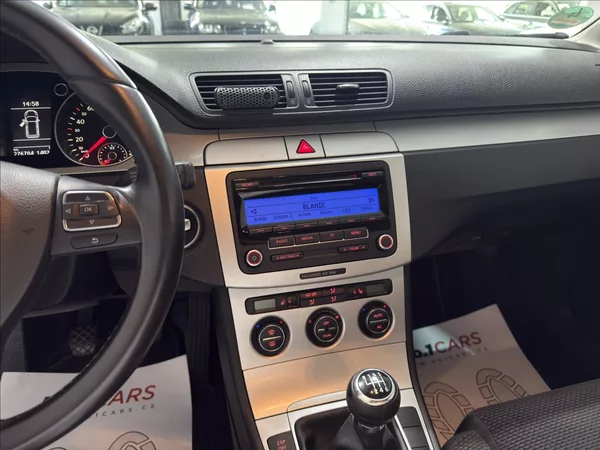 Volkswagen Passat 2,0 TDI 103KW BEZ KOROZE TOP - foto 15