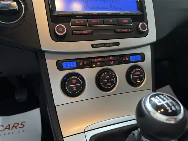 Volkswagen Passat 2,0 TDI 103KW BEZ KOROZE TOP - foto 17