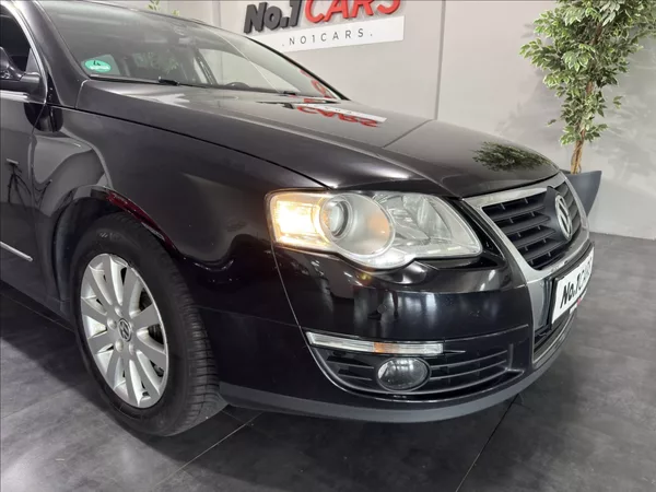 Volkswagen Passat 2,0 TDI 103KW BEZ KOROZE TOP - foto 35