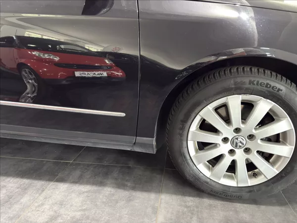 Volkswagen Passat 2,0 TDI 103KW BEZ KOROZE TOP - foto 36