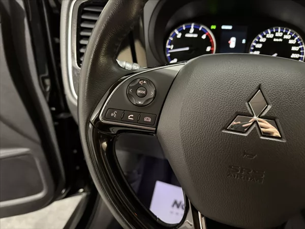 Mitsubishi Outlander 2,3 DI-D 100 LET EDICE 7 MÍS - foto 10