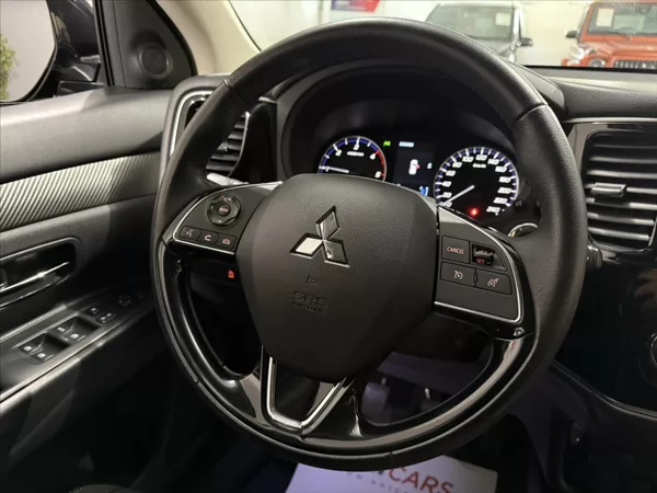 Mitsubishi Outlander 2,3 DI-D 100 LET EDICE 7 MÍS - foto 19