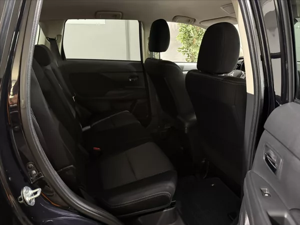 Mitsubishi Outlander 2,3 DI-D 100 LET EDICE 7 MÍS - foto 23