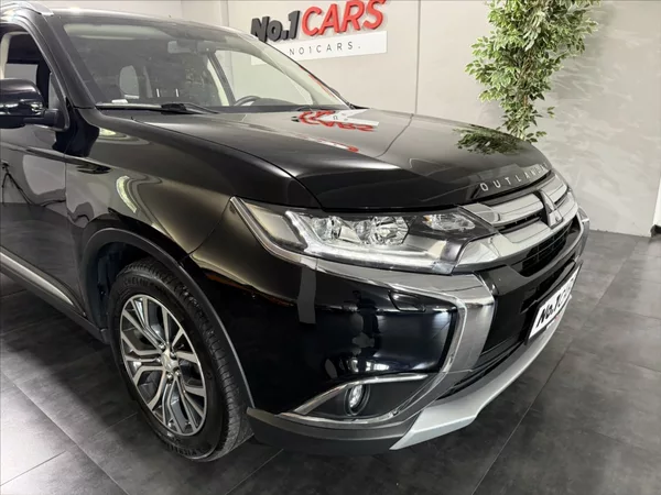 Mitsubishi Outlander 2,3 DI-D 100 LET EDICE 7 MÍS - foto 31