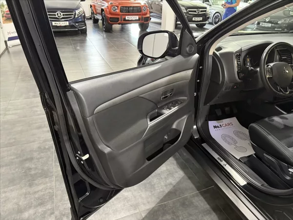 Mitsubishi Outlander 2,3 DI-D 100 LET EDICE 7 MÍS - foto 6