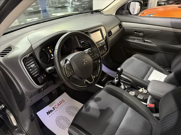 Mitsubishi Outlander 2,3 DI-D 100 LET EDICE 7 MÍS - foto 7