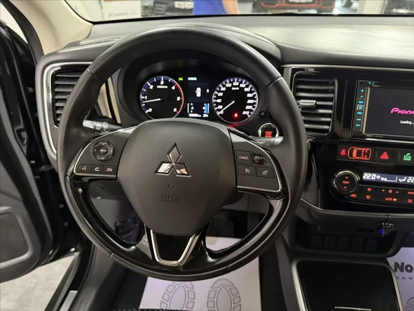 Mitsubishi Outlander 2,3 DI-D 100 LET EDICE 7 MÍS - foto 8