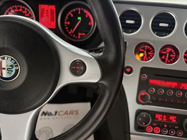 Alfa Romeo 159 2,4 JTDm V5 147 kW BOSE TOP - foto 10