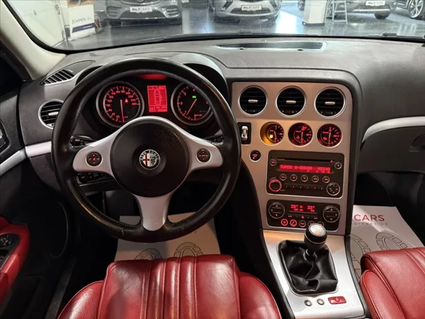 Alfa Romeo 159 2,4 JTDm V5 147 kW BOSE TOP - foto 23