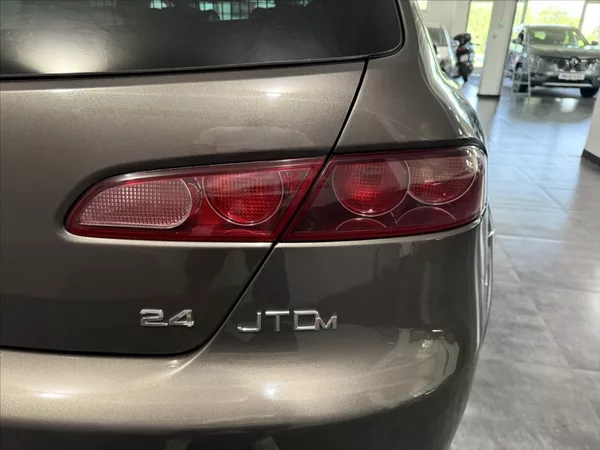 Alfa Romeo 159 2,4 JTDm V5 147 kW BOSE TOP - foto 33