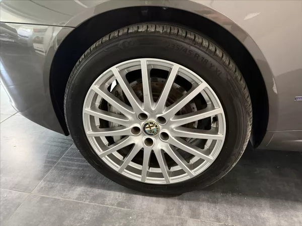 Alfa Romeo 159 2,4 JTDm V5 147 kW BOSE TOP - foto 35