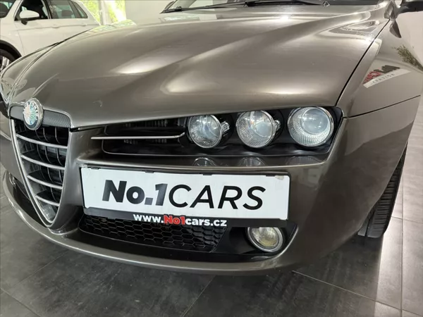 Alfa Romeo 159 2,4 JTDm V5 147 kW BOSE TOP - foto 36