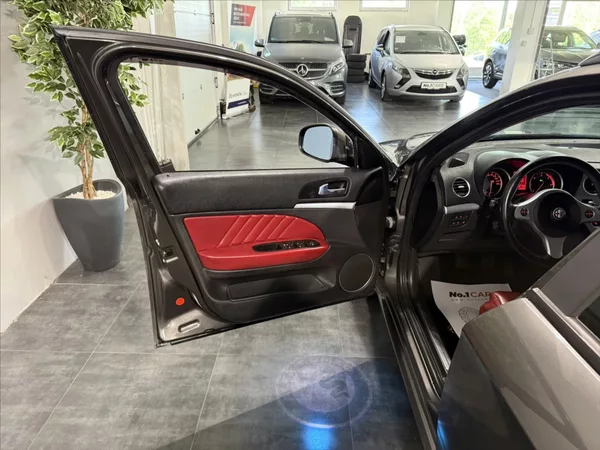 Alfa Romeo 159 2,4 JTDm V5 147 kW BOSE TOP - foto 6