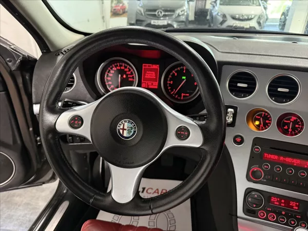 Alfa Romeo 159 2,4 JTDm V5 147 kW BOSE TOP - foto 9