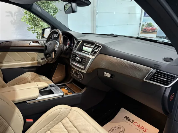 Mercedes-Benz GL 5,5 63 AMG BANG &OLUFSEN - foto 17