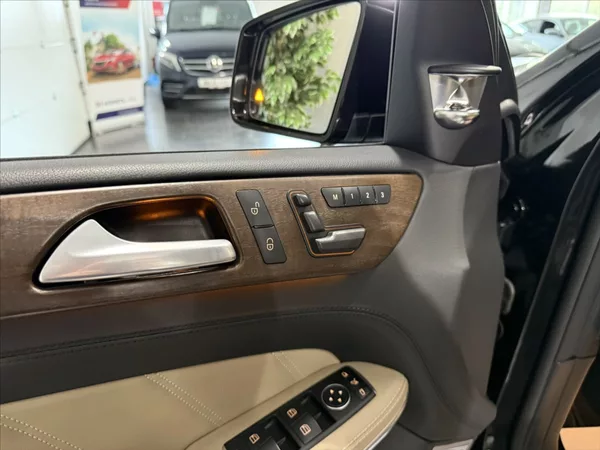 Mercedes-Benz GL 5,5 63 AMG BANG &OLUFSEN - foto 7