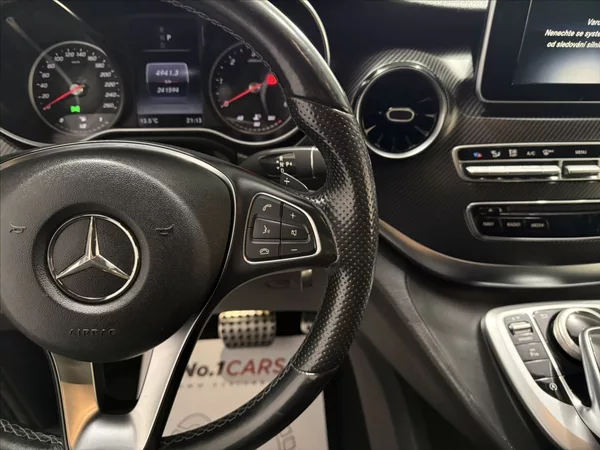 Mercedes-Benz Třídy V 2,0 250D 4MATIC AMG KAMERA - foto 10