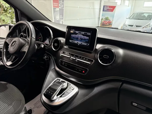 Mercedes-Benz Třídy V 2,0 250D 4MATIC AMG KAMERA - foto 20
