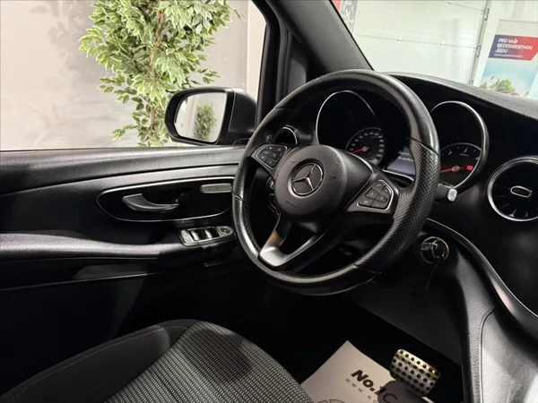 Mercedes-Benz Třídy V 2,0 250D 4MATIC AMG KAMERA - foto 21