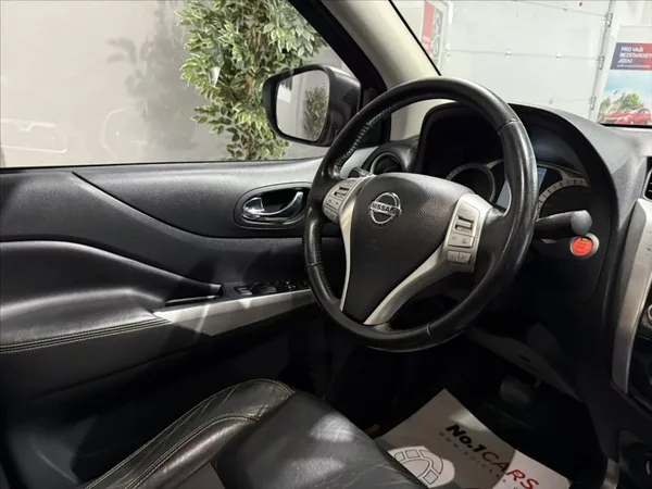 Nissan Navara 2,3 D TEKNA AT DOUBLE DPH - foto 19